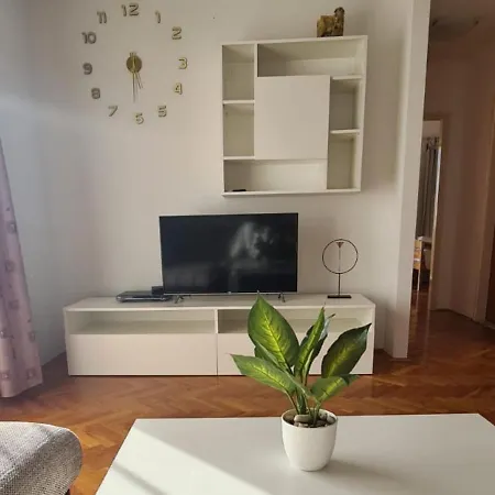 Ljubav Apartment *