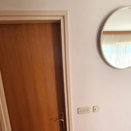 Ljubav Апартаменты *